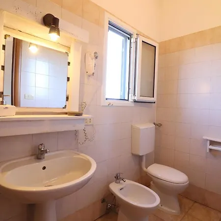 Vittoria Appartement *