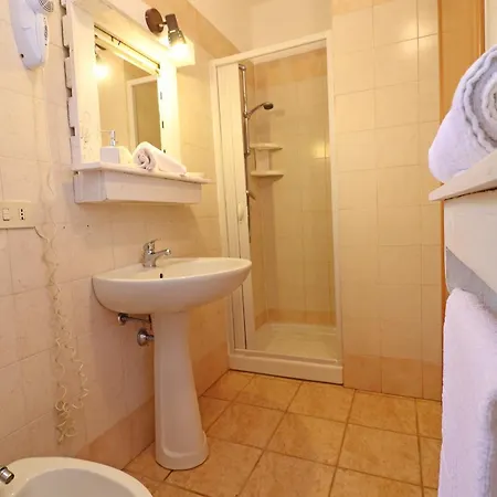 Vittoria Appartement *