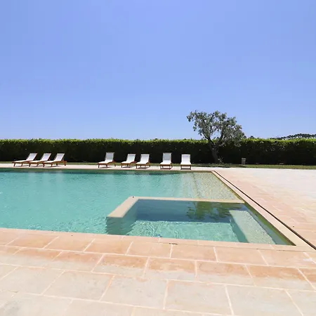 Vittoria Apartment *