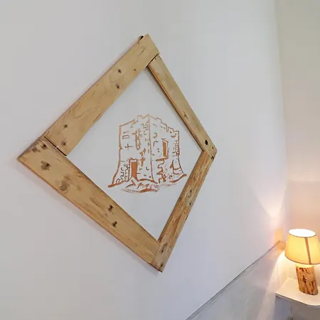 Vittoria Apartment *